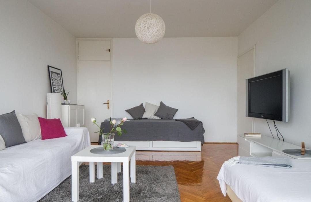 Relax Central Apartment Ζάγκρεμπ Εξωτερικό φωτογραφία